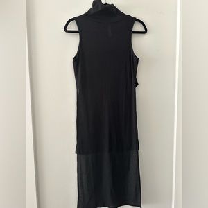 BLACK TURTLE NECK TOP